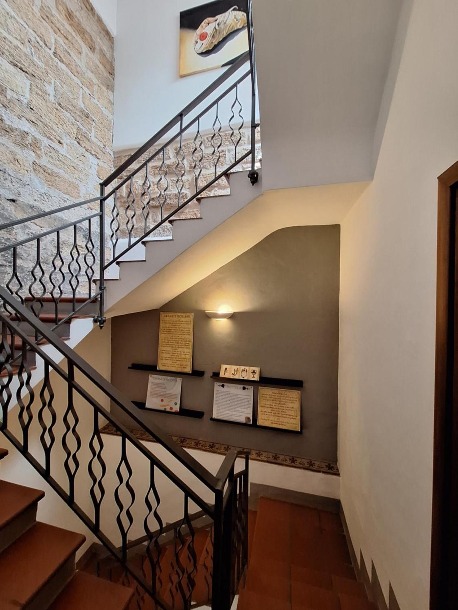 B&B Antichi Colori Cinisi Ngoại thất bức ảnh